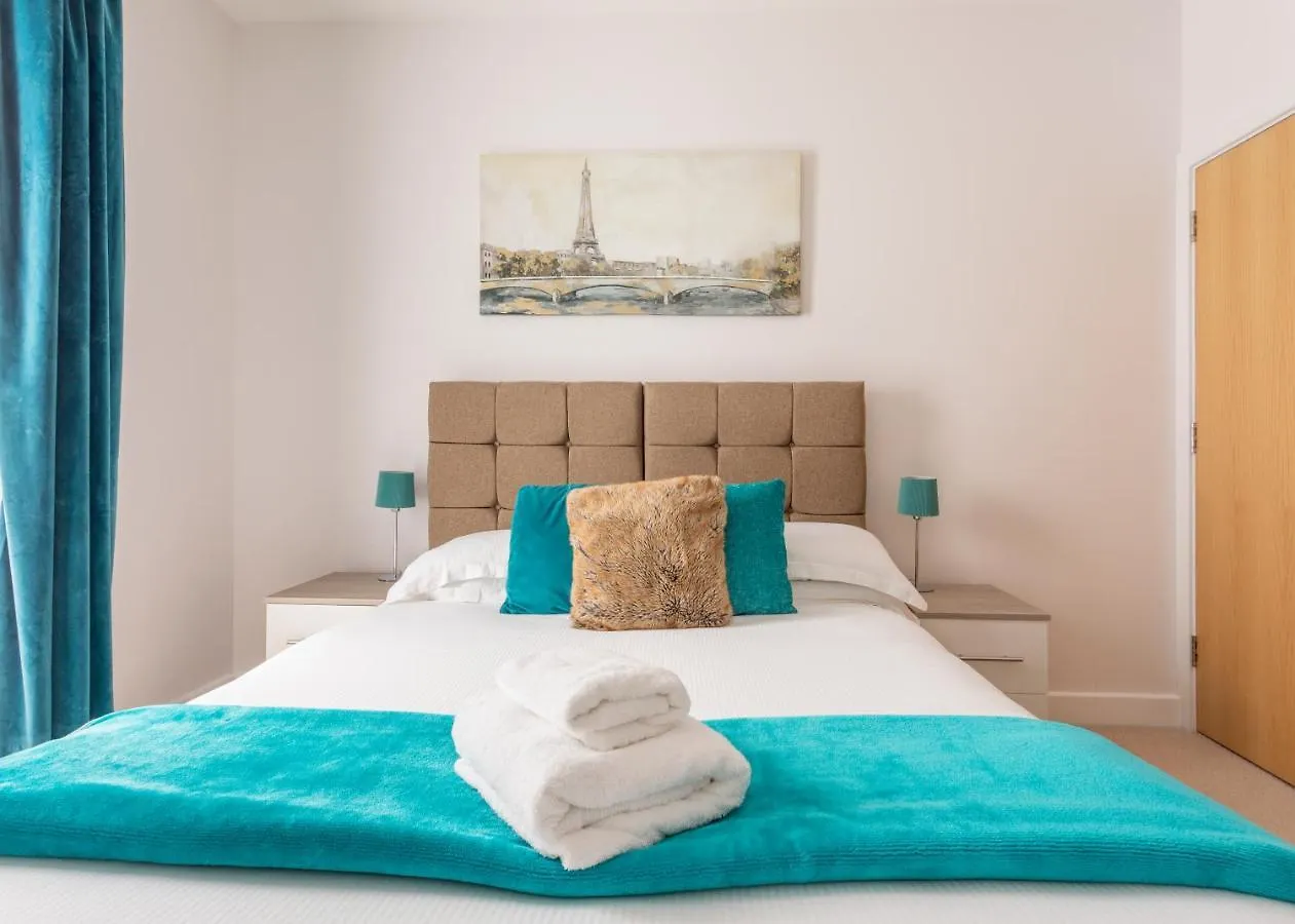 1 Bed Apartment - Redhill Central, Surrey, Gatwick #3 0*, Redhill (Surrey) United Kingdom